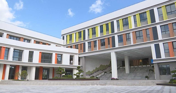 岱山县双峰新城学校